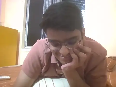 Snapshot of sutfvkii chatting on 11, 10, 2025 sutfvkii online show from 11, 10, 2025