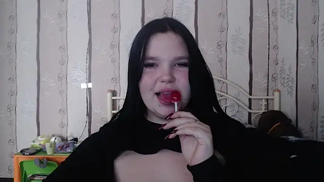 Snapshot of Victoriakot chatting on 18, 3, 2025 Victoriakot online show from 18, 3, 2025