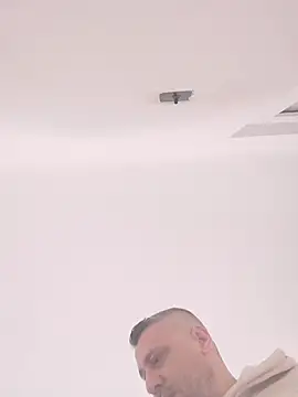 yourflowerpink online show from 14, 2, 2026