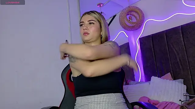 natasha  black online show from 8, 9, 2025