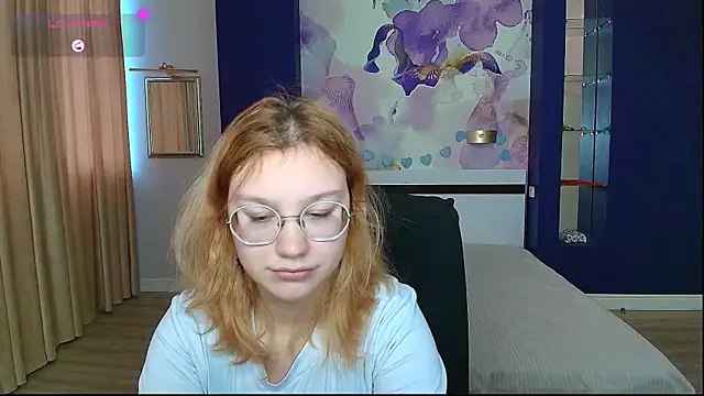 AngelinaLow online show from 9, 1, 2026