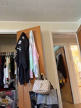 SpaceCowWhore online show from 27, 9, 2025