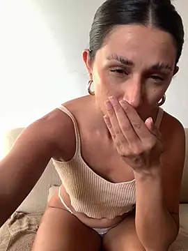 luci brecman online show from 11, 1, 2026