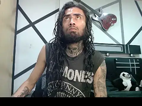 Snapshot of _daamonrock_ chatting on 23, 3, 2025  daamonrock  online show from 23, 3, 2025