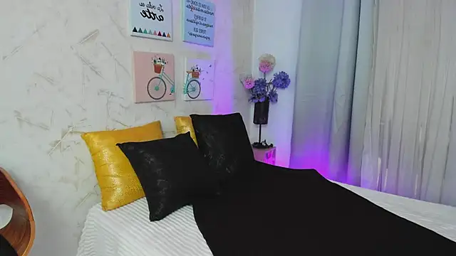 sophie-carter online show from 30, 9, 2025