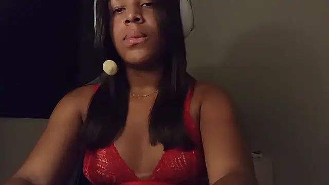 Snapshot of cammydebora chatting on 1, 10, 2025 cammydebora online show from 1, 10, 2025