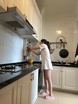 aa520uv online show from 18, 4, 2026