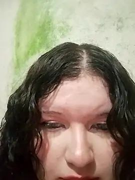 Auroramunizrttt online show from 13, 3, 2025