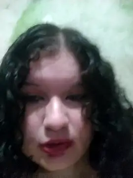 Auroramunizrttt online show from 22, 3, 2025