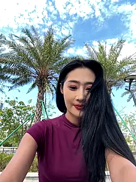 Snapshot of linger-23 chatting on 30, 10, 2025 linger-23 online show from 30, 10, 2025