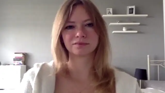 Snapshot of MillieShow chatting on 17, 9, 2025 MillieShow online show from 17, 9, 2025