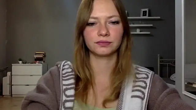 Snapshot of MillieShow chatting on 18, 11, 2025 MillieShow online show from 18, 11, 2025