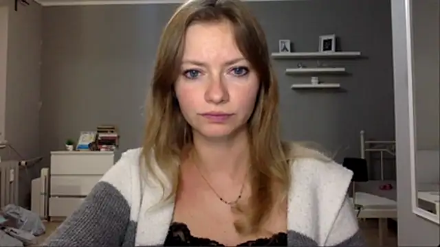 Snapshot of MillieShow chatting on 18, 12, 2025 MillieShow online show from 18, 12, 2025