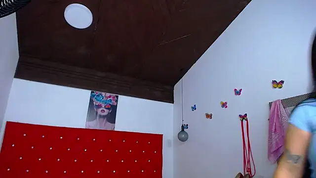 kriss sweetboobs10 online show from 30, 10, 2025