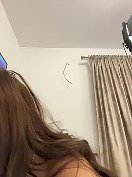 CelineReys online show from 2, 2, 2026