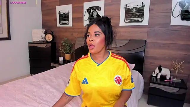 SammyDesire 10 online show from 17, 6, 2026