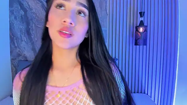 MiaScott5 online show from 12, 9, 2025