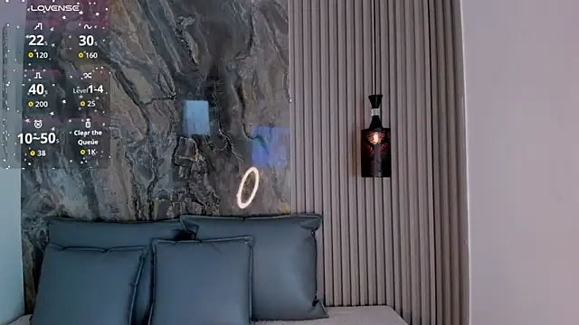 MiaScott5 online show from 14, 9, 2025