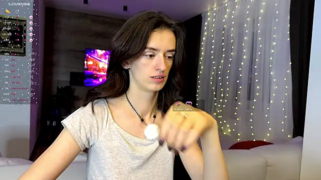 TwinTemptations online show from 18, 12, 2025