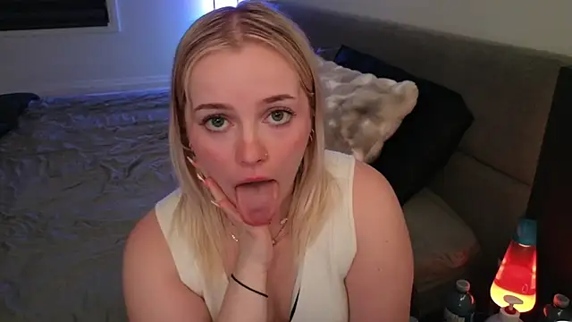 Snapshot of margot_robbie7 chatting on 10, 7, 2026 margot robbie7 online show from 10, 7, 2026