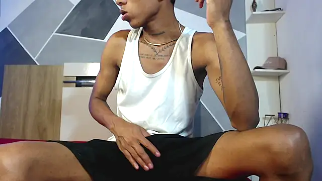 Snapshot of DavidLondo chatting on 23, 9, 2025 DavidLondo online show from 23, 9, 2025