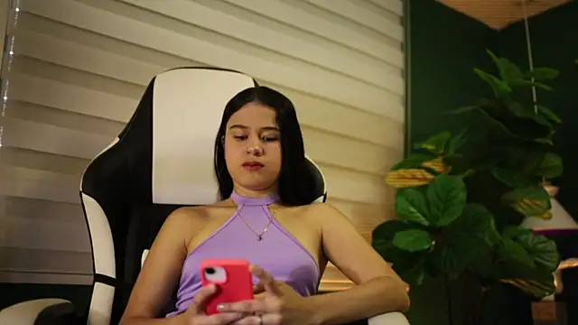 Danaa Rouse online show from 30, 10, 2025