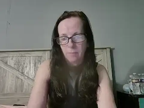 peachgoddess online show from 22, 3, 2025