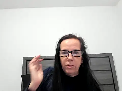 peachgoddess online show from 11, 11, 2025