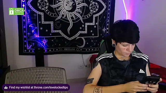 lovelockedlips online show from 9, 9, 2025