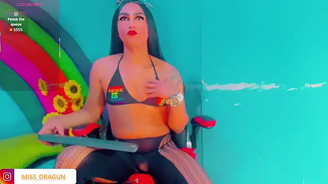 Dayana Dias online show from 1, 10, 2025