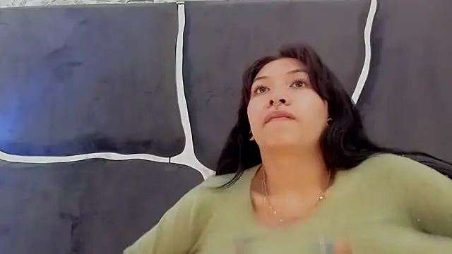 LauryAndNarem69 online show from 20, 3, 2025