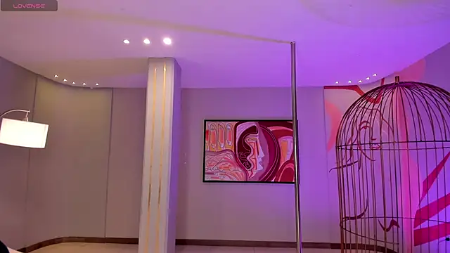 Snapshot of CandaseRussell chatting on 23, 9, 2025 CandaseRussell online show from 23, 9, 2025