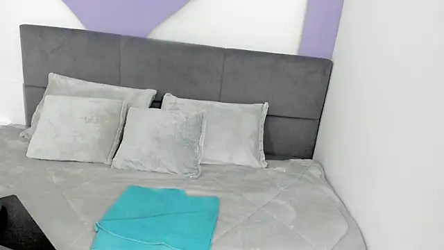 loress ass mature online show from 19, 3, 2025