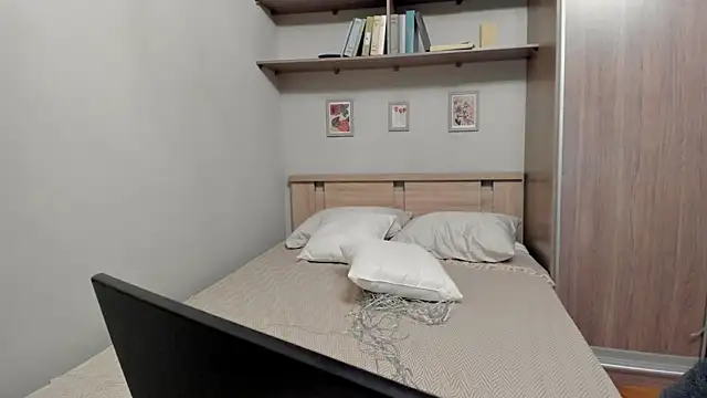 Snapshot of TayaGoth_ chatting on 17, 3, 2025 TayaGoth  online show from 17, 3, 2025