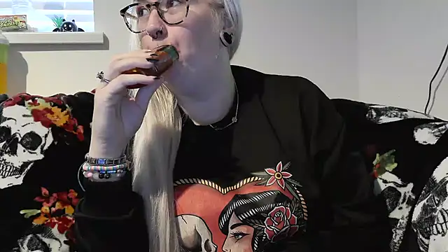 Snapshot of Sizzling_Indie36 chatting on 18, 9, 2025 Sizzling Indie36 online show from 18, 9, 2025