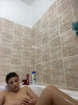 Natasha Cameron22 online show from 5, 10, 2025