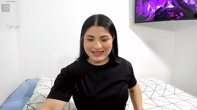 pareja curiosa19 online show from 9, 10, 2025