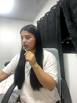 pareja curiosa19 online show from 5, 12, 2025