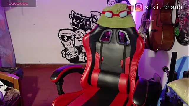 Snapshot of Sukychan_ chatting on 11, 9, 2025 Sukychan online show from 11, 9, 2025