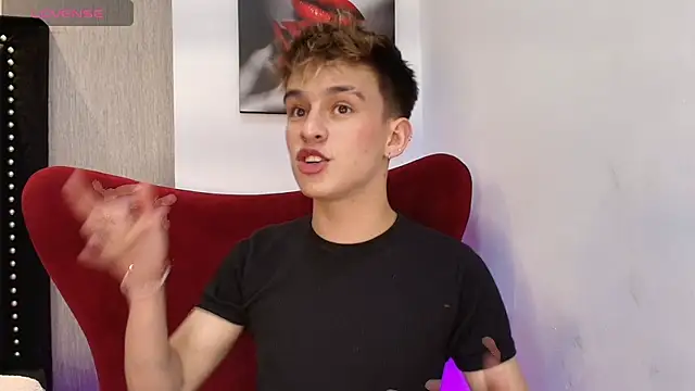 LiamWildx20 online show from 6, 11, 2025