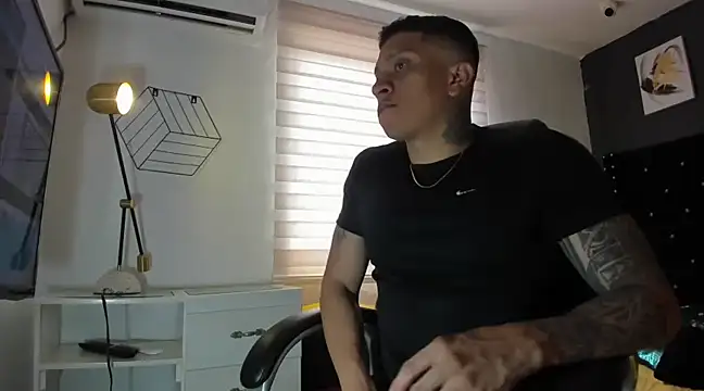 Snapshot of ethan_dalton_ chatting on 15, 3, 2025 ethan dalton online show from 15, 3, 2025