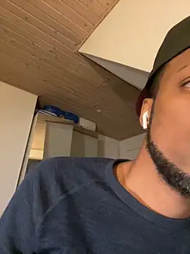 Snapshot of Chocolattino91 chatting on 18, 3, 2025 Chocolattino91 online show from 18, 3, 2025