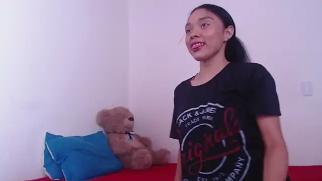 sharon sexy  online show from 1, 12, 2025