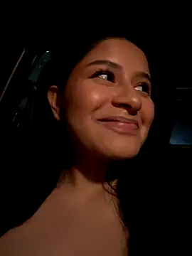 Snapshot of andrea_gomes_ chatting on 19, 10, 2025 andrea gomes online show from 19, 10, 2025