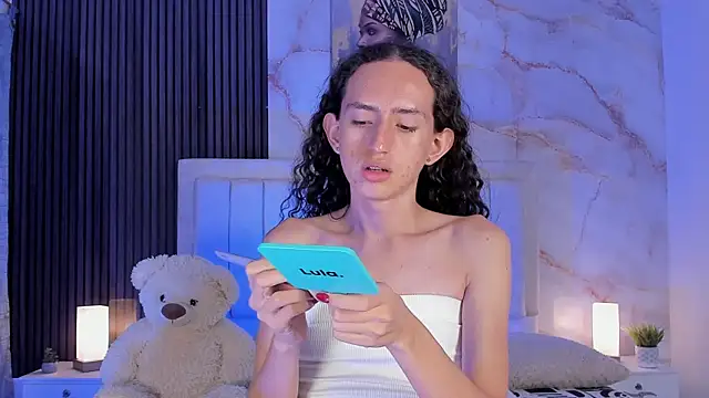 peachandtyron  online show from 4, 10, 2025