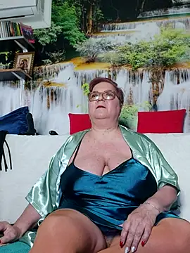 QueenPammy1 online show from 8, 1, 2026