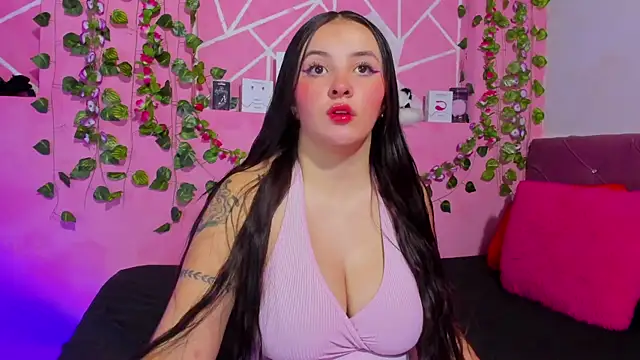  mia and mike  online show from 22, 3, 2025