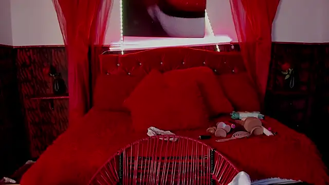 Snapshot of dirtyBBWplay chatting on 11, 10, 2025 dirtyBBWplay online show from 11, 10, 2025