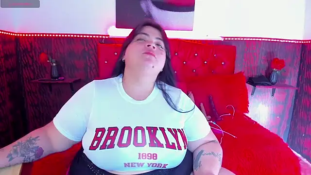 Snapshot of dirtyBBWplay chatting on 29, 4, 2026 dirtyBBWplay online show from 29, 4, 2026