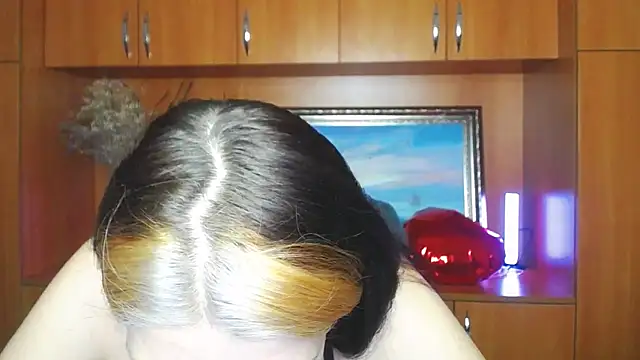 VanessaRey  online show from 17, 2, 2026